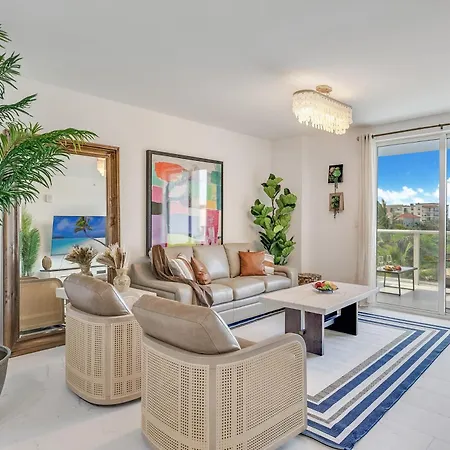 Lux 3Br City-View Retreat In Hollywood, 4Th Floor